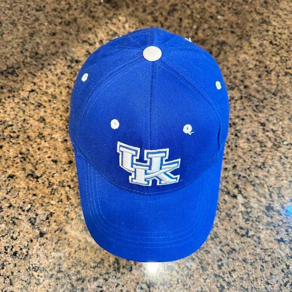 Kentucky‎ Wildcats Top of the World Youth One Fit Stretch Baseball Cap Blue